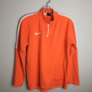 🌷Host Pick🌷Nike Orange Running Top